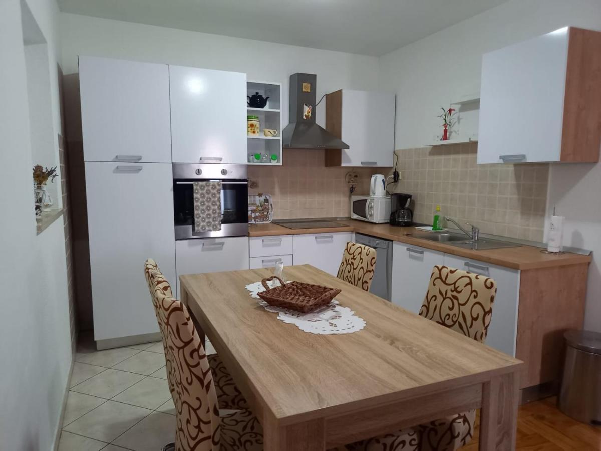 Apartmani Afrodita Crikvenica Εξωτερικό φωτογραφία